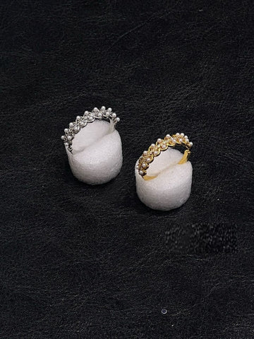 https://cdn.shopify.com/s/files/1/0777/4122/8329/files/pearl-cluster-ring-8975876.jpg?v=1767746774